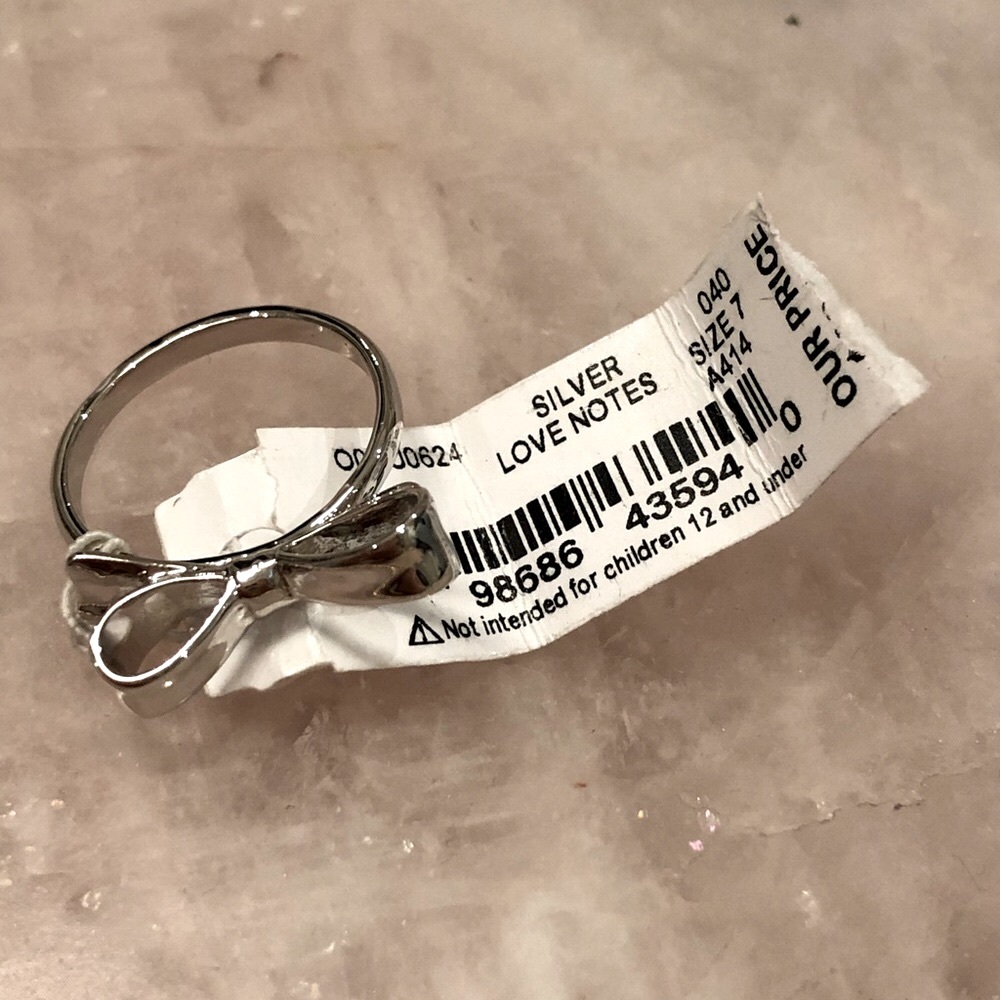 NWT Kate Spade Love Note Ring - Size 7 Silver
